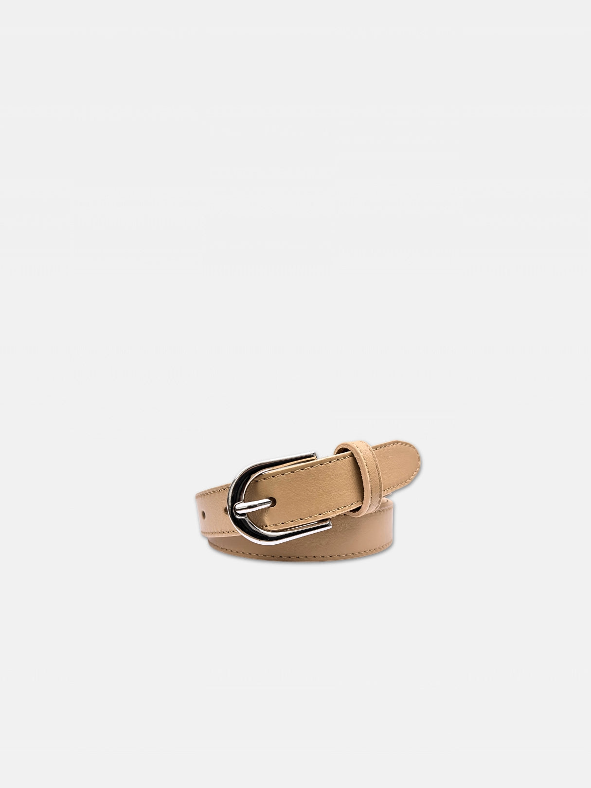 Ceinture en cuir beige aurore de 25 millimètre avec boucle arrondie argentée, vue roulée fermée
